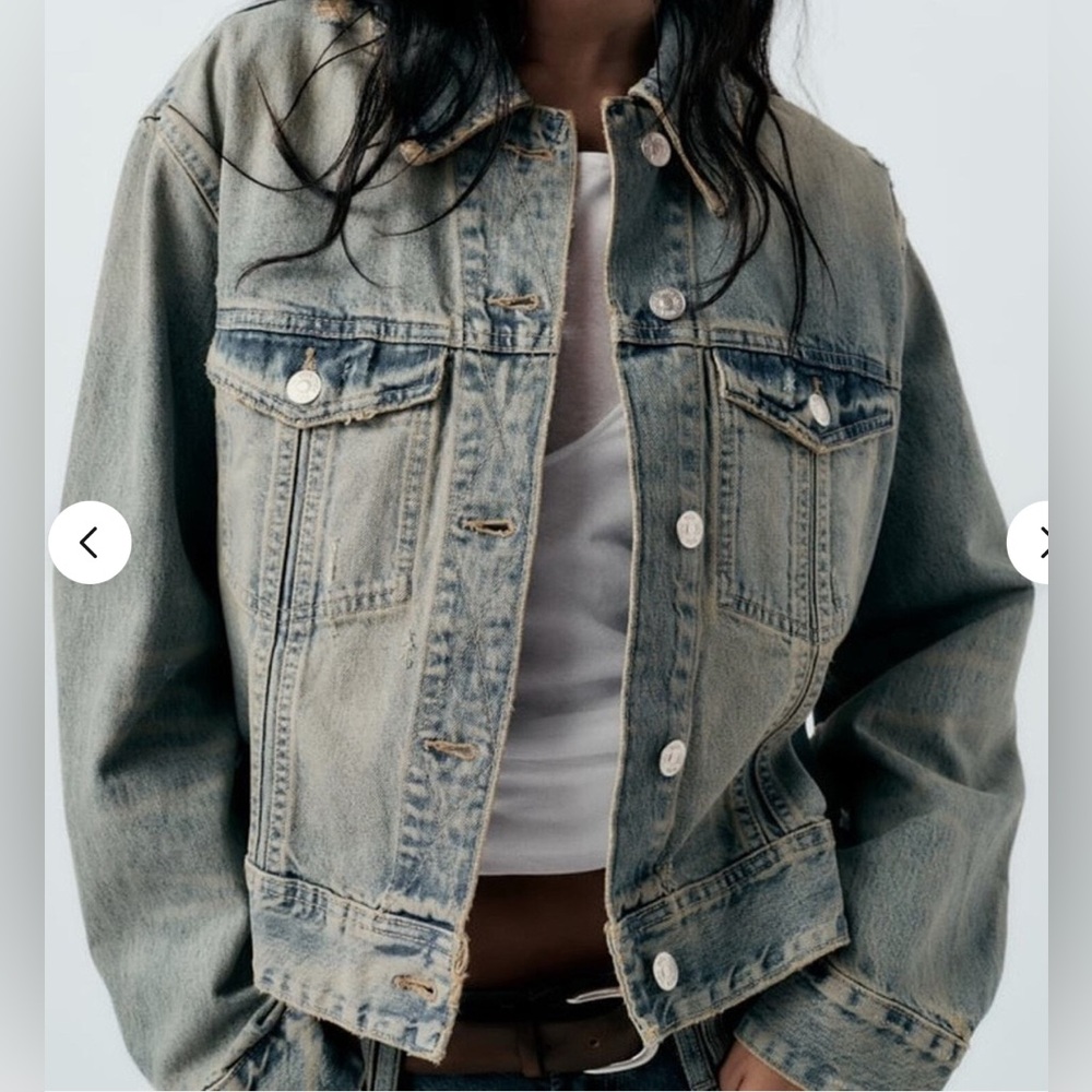 ZARA Stylish & Distressed Blue Denim Jacket size medium - Picture 2 of 15